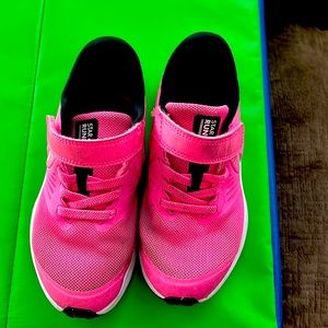 Nike toddler 12c Star Runner pink